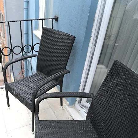 Ditto Flats شقة *